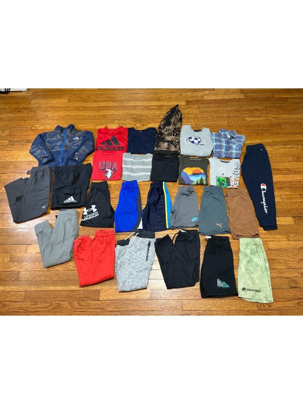 Boys Youth Size Small 26PCS LOT! Under Armour Nike Athletic Sports Bundle School